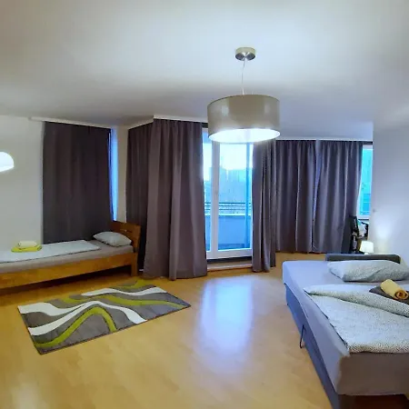 Lea-apartment, 2 Raum, Balkon Tg Zentral Am Park * Leipzig